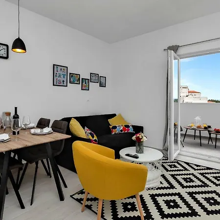Apartments Morpheus Makarska Exterior photo